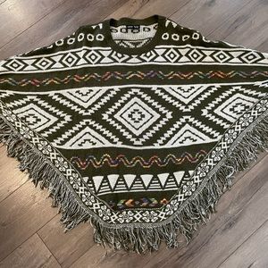 Shein Geo pattern fringe trim batwing poncho sweater